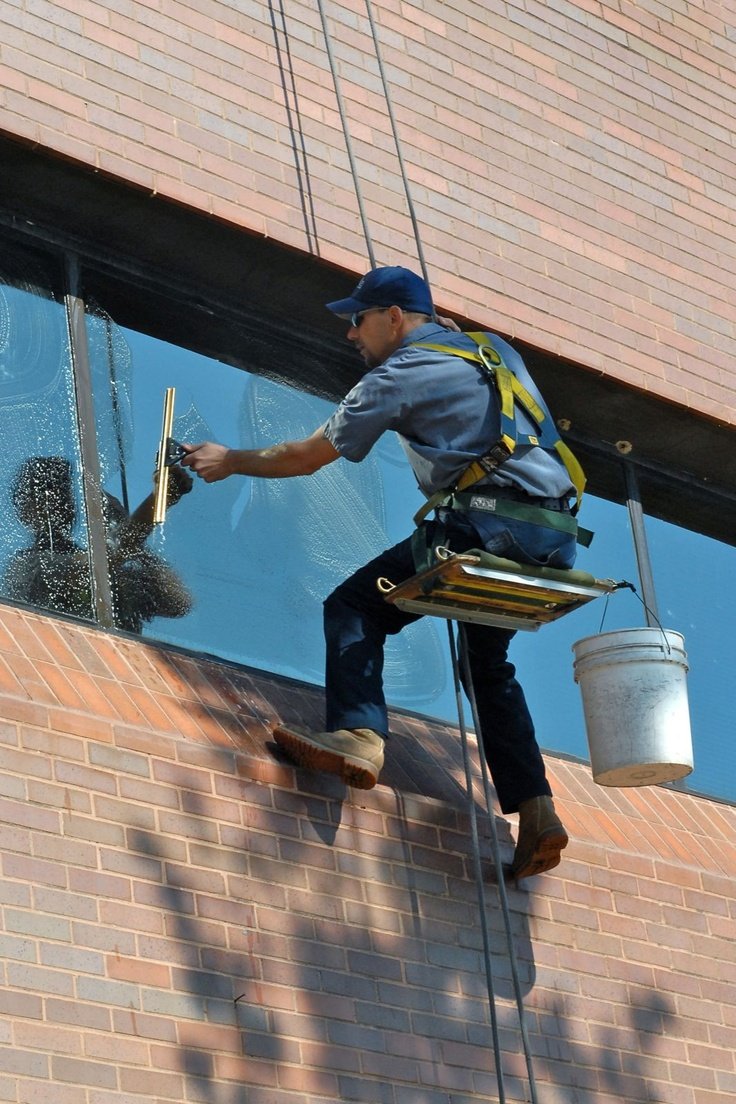 Window Glass Cleaning Services in Jaipur by Shree Shyam Housekeeping Services